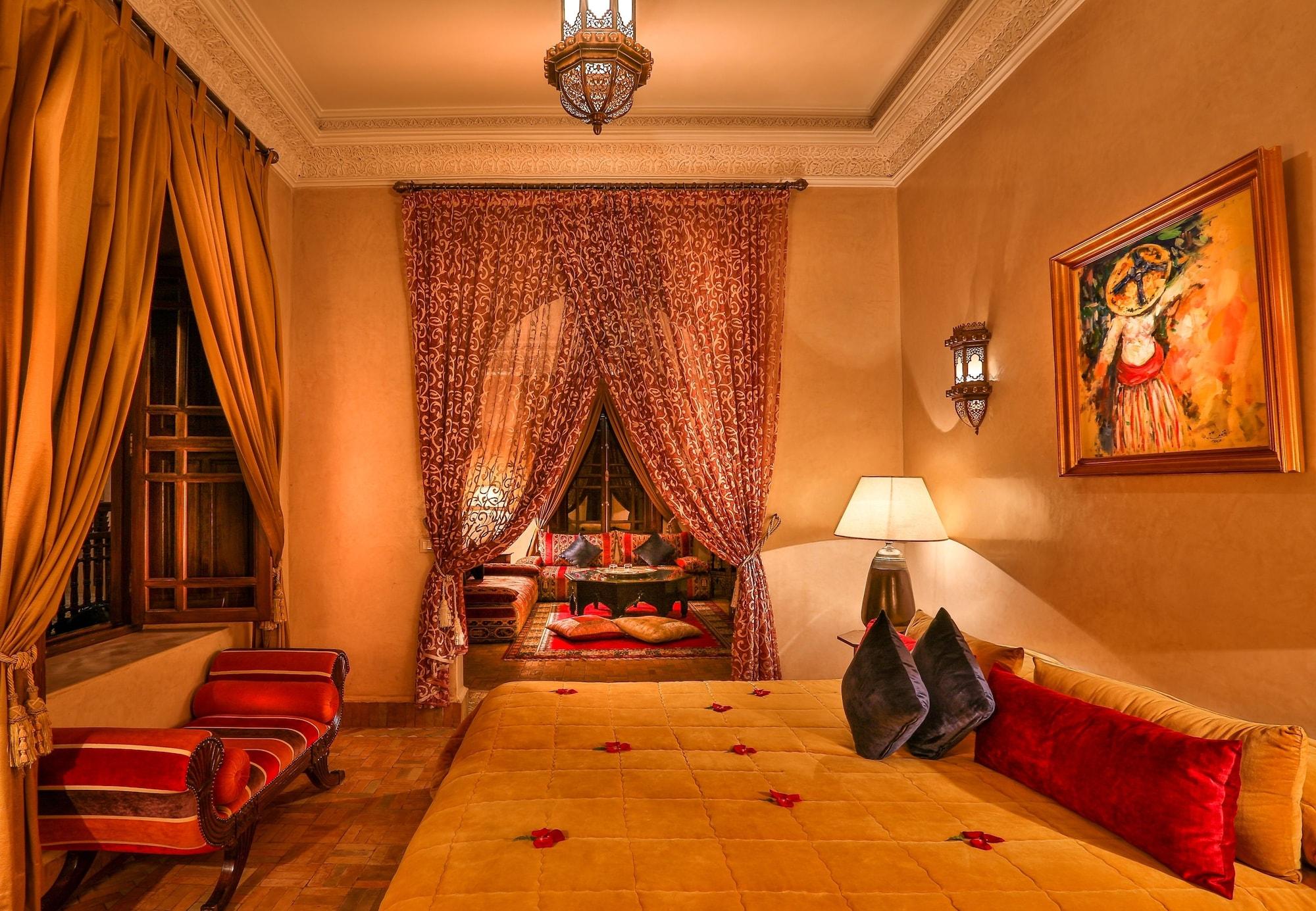 ริย้าด นีซา Hotel มาร์ราเกช ภายนอก รูปภาพ The interior of the hotel