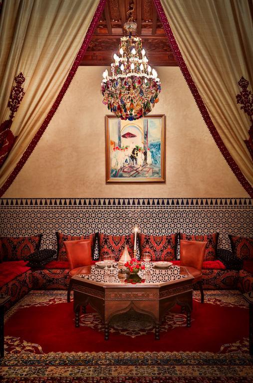 ริย้าด นีซา Hotel มาร์ราเกช ภายนอก รูปภาพ A Moroccan interior