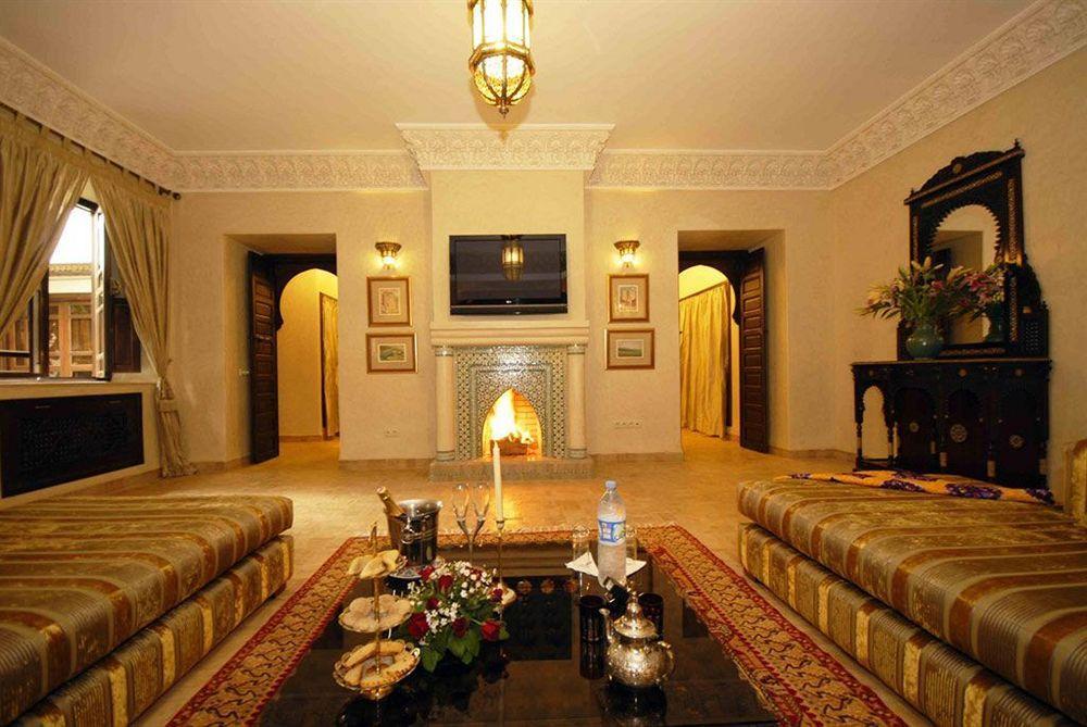 ริย้าด นีซา Hotel มาร์ราเกช ภายนอก รูปภาพ The interior of the hotel